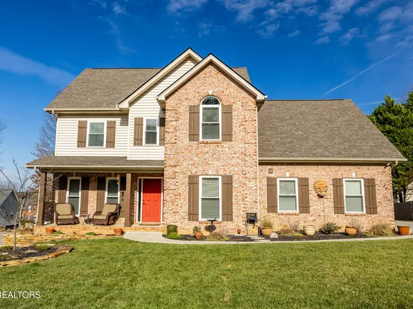 12600 Coral Reef Cir, Knoxville, TN 37922