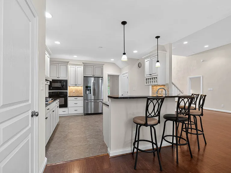 1023 Caton Dr — Photo 20