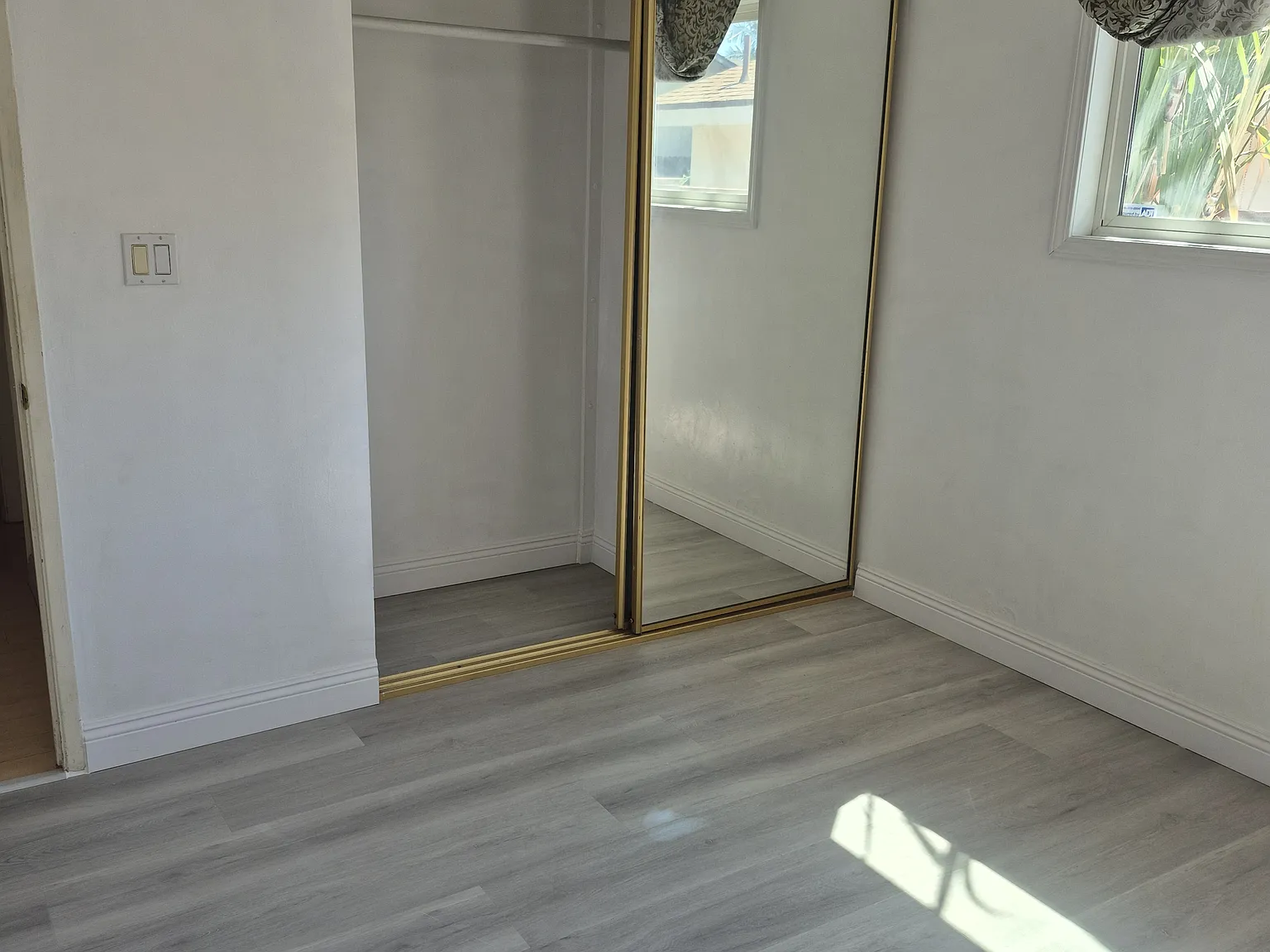 1 bed, 125 sqft, $800 — Photo 3