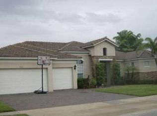 9952 Royal Cardigan Way, West Palm Beach, FL 33411