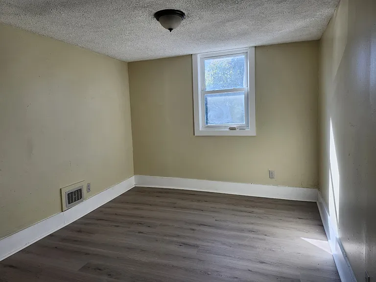 901 S Geddes St #2 — Photo 2