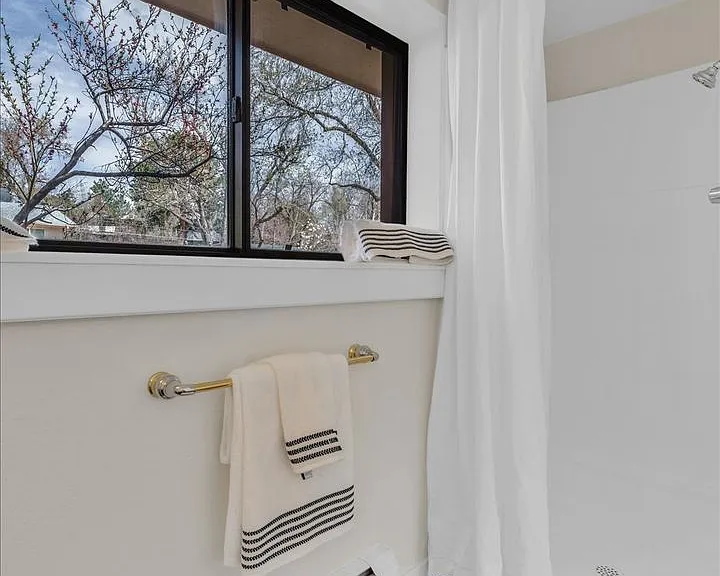650 Hartford Dr — Photo 20