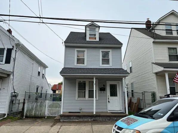 574 Swain St, Bristol, PA 19007
