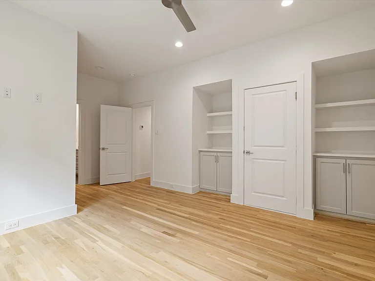 6255 Belmont Ave — Photo 19