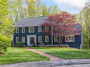 215 Farrington Ln, Marlborough, MA 01752
