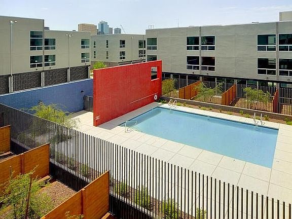 5th image of 727 E Portland St APT 21