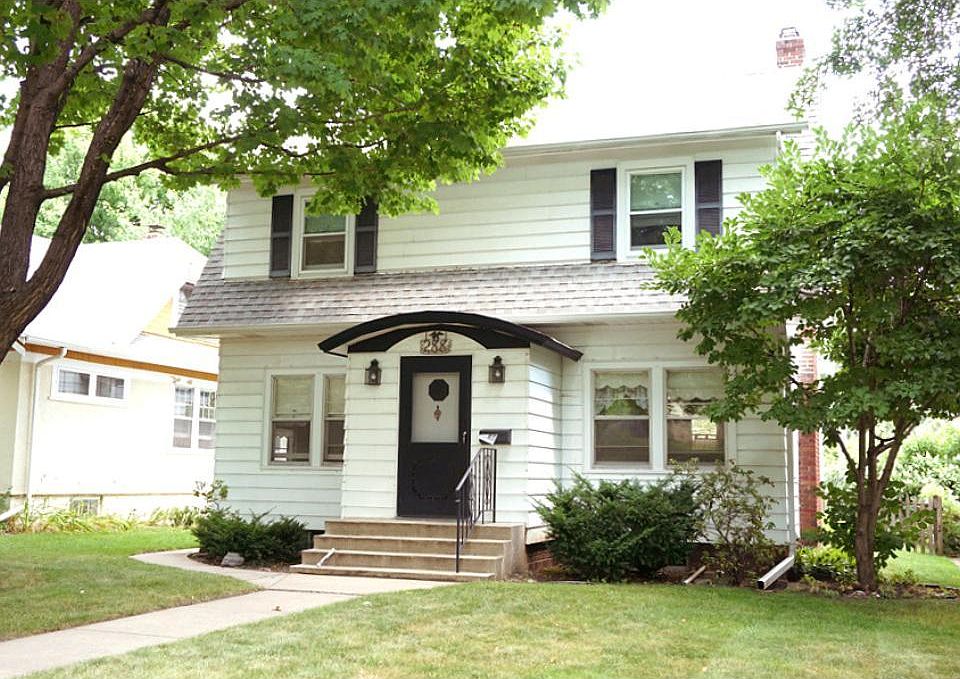 1st image of 288 Saratoga St S