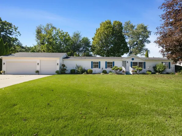 55899 Coyle Ct, Mishawaka, IN 46545