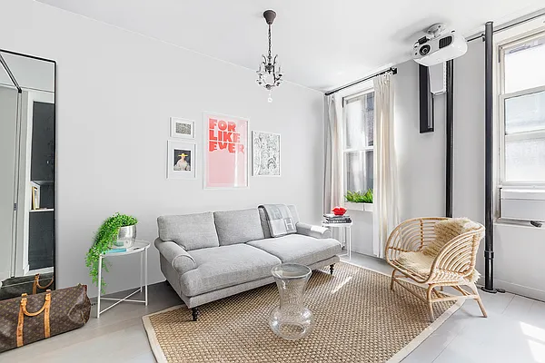 Sold by Compass | media 3