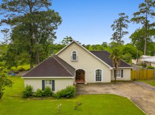 2035 Gus St, Westlake, LA 70669