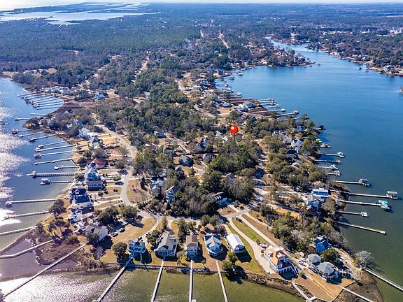 3rd image of 834 Chadwick Shores Drive LOT 46