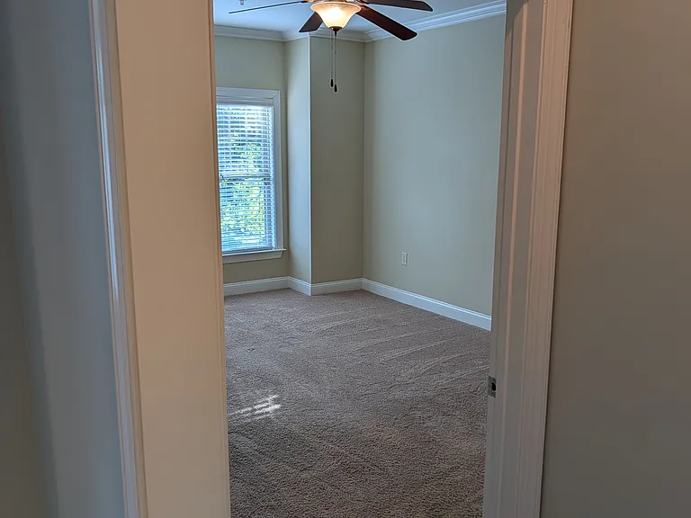 134 Sunset Cir #305 — Photo 30