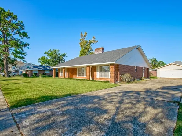 200 Celeste Ave, River Ridge, LA 70123