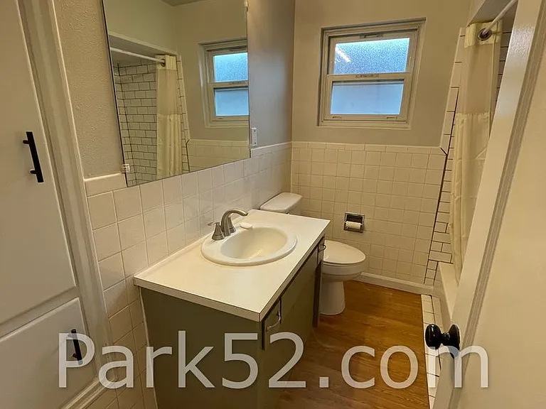 4614 N 29th St — Photo 9
