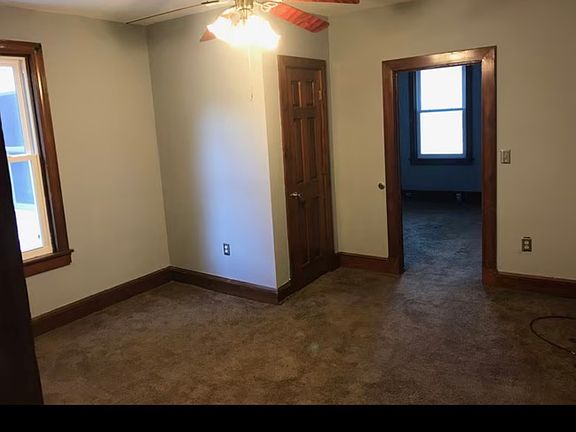 4th image of 24 Hamilton Ave #3