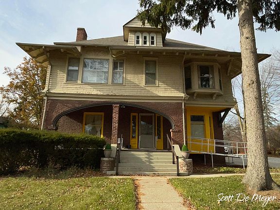 2nd image of 623 N State St