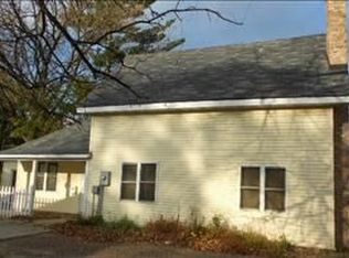 1021 4th St NW, Elk River, MN 55330