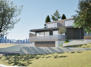 706 Blueridge Ave, North Vancouver, BC V7R2J3