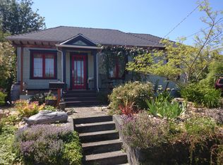 7043 16th Ave NW, Seattle, WA 98117