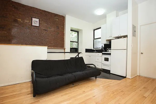 Rented by REAL New York | media 6