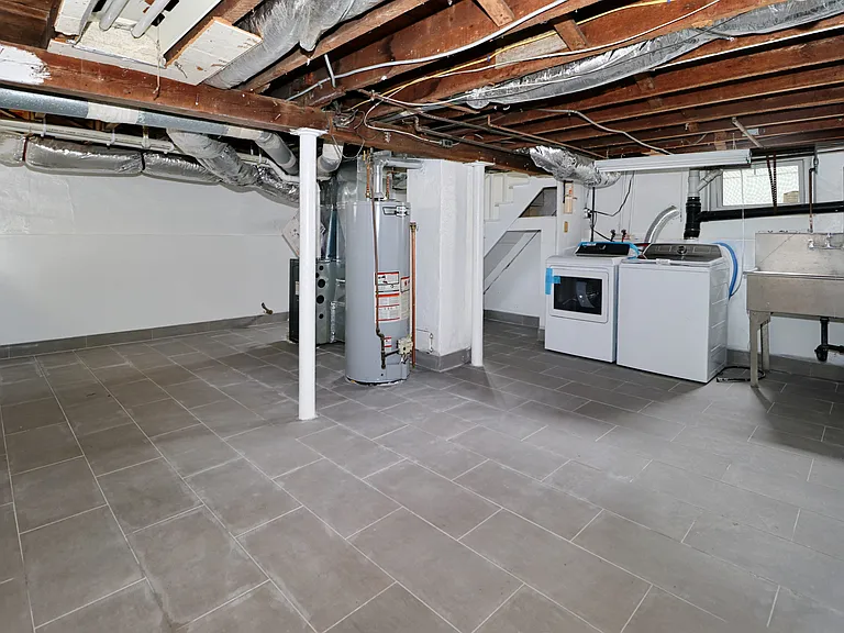 316 Reef Rd — Photo 35