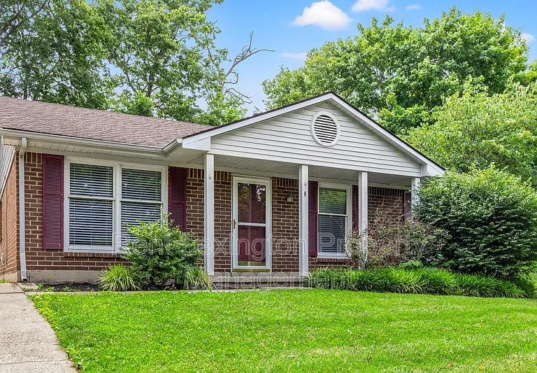 4225 Steamboat Rd — Photo 4