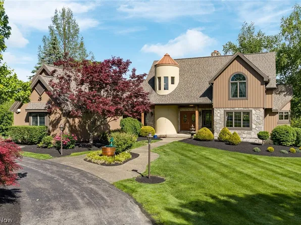 8335 Ravenna Rd, Twinsburg, OH 44087