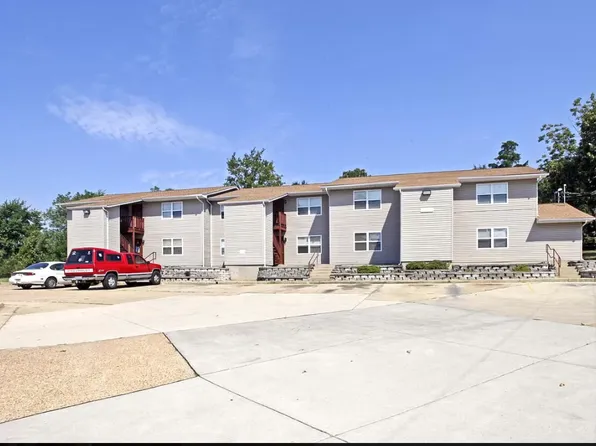 1050 Plaza Ct S #15, Saint Clair, MO 63077