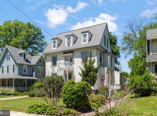 9 W Cedar Ave, Merchantville, NJ 08109