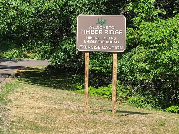 3rd image of 1A Deerwood Dr