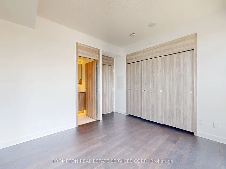 68 Esther Shiner Blvd #2002 — Photo 32