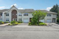 Deer Court Dr-1306-001