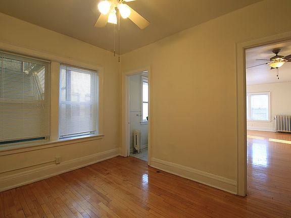 5th image of 1810 Bryant Ave S #10-08