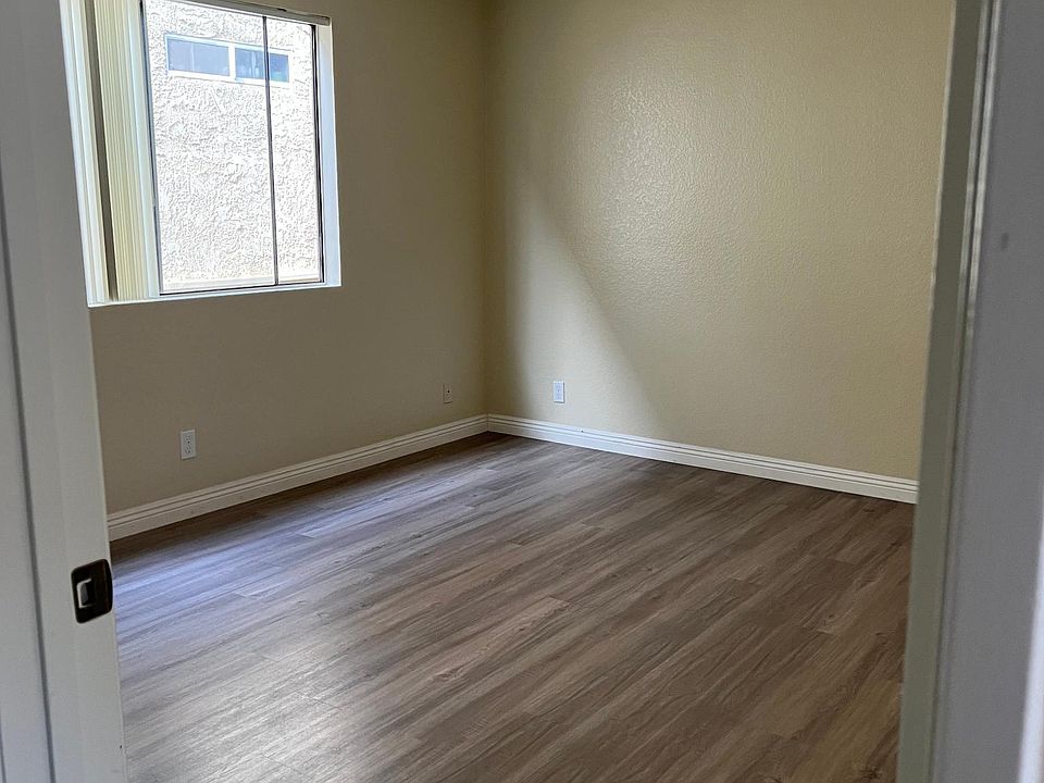 2nd image of 13806 Lemoli Ave #22