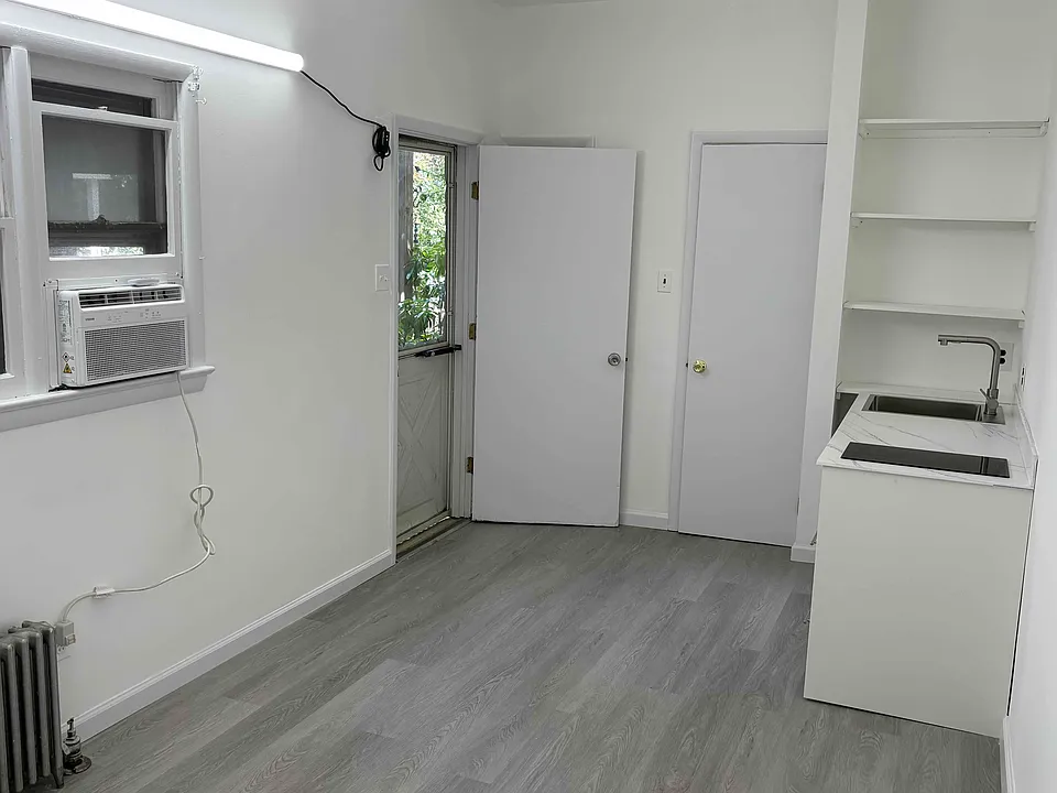 26 S 1st Ave #5
