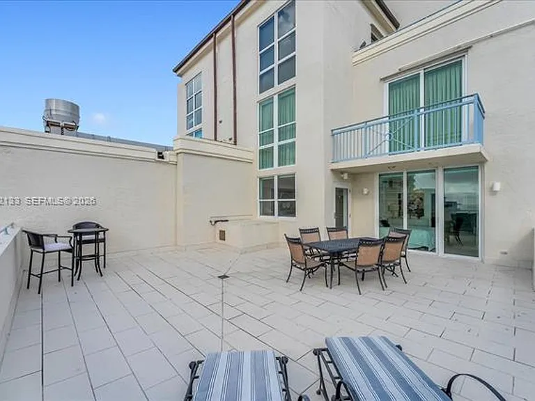 90 Alton Rd #Penthouse 3203 — Photo 9