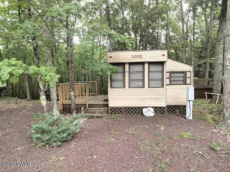 1st image of 107 Locust Lake Dr