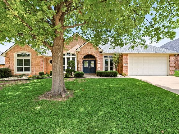 3rd image of 428 Arbor Lawn Dr
