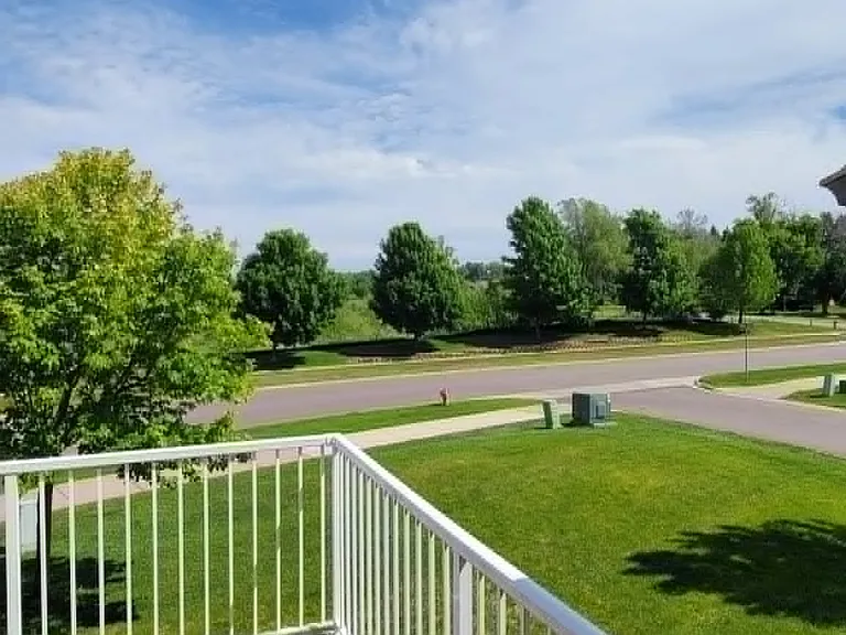20009 Heritage Dr — Photo 6