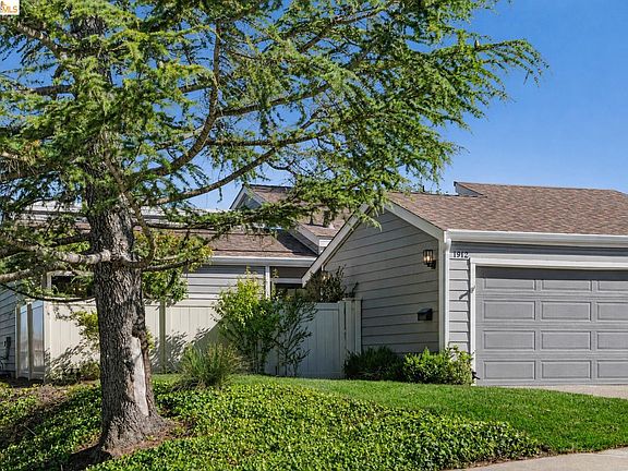 2nd image of 1912 Ascot Dr