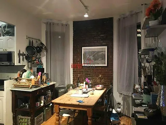 Rented by Best Apartments North Inc | media 28