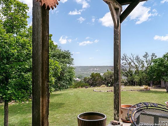 3rd image of 260 Chinaberry Lane