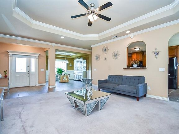 3rd image of 10436 Kays Ln