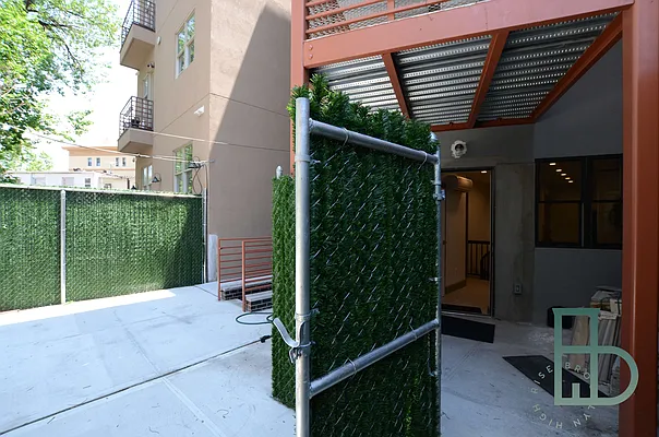 Rented by Brooklyn High Rise LLC | media 12