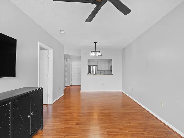 3020 NE 32nd Ave #710 — Photo 6