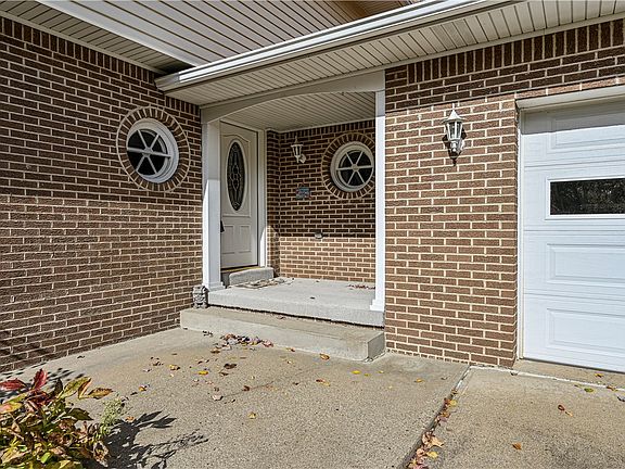 4th image of 133 Sherwood Dr