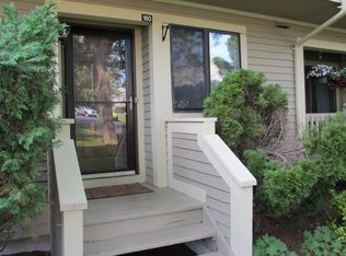 160 Watch Hill Rd, Branford, CT 06405