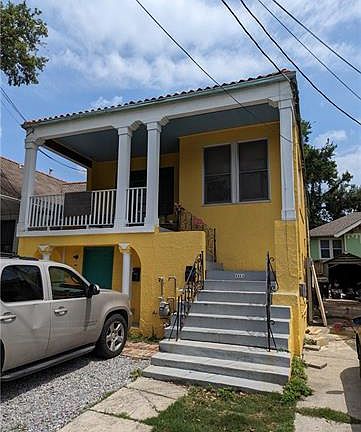 2nd image of 4313 Fontainebleau Dr