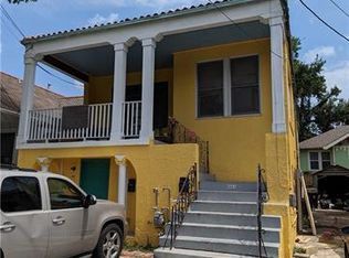 4311 Fontainebleau Dr, New Orleans, LA 70125
