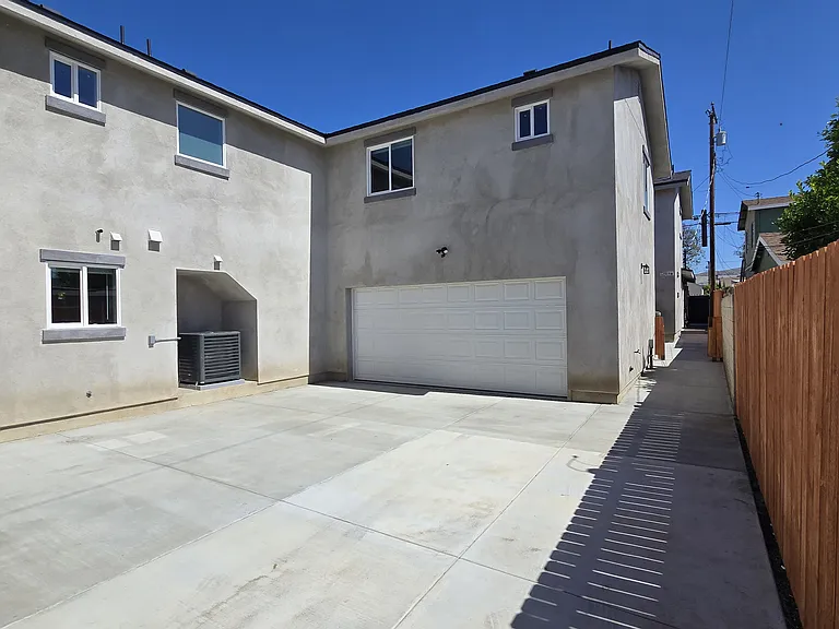 12913 Foxley Dr #A — Photo 9